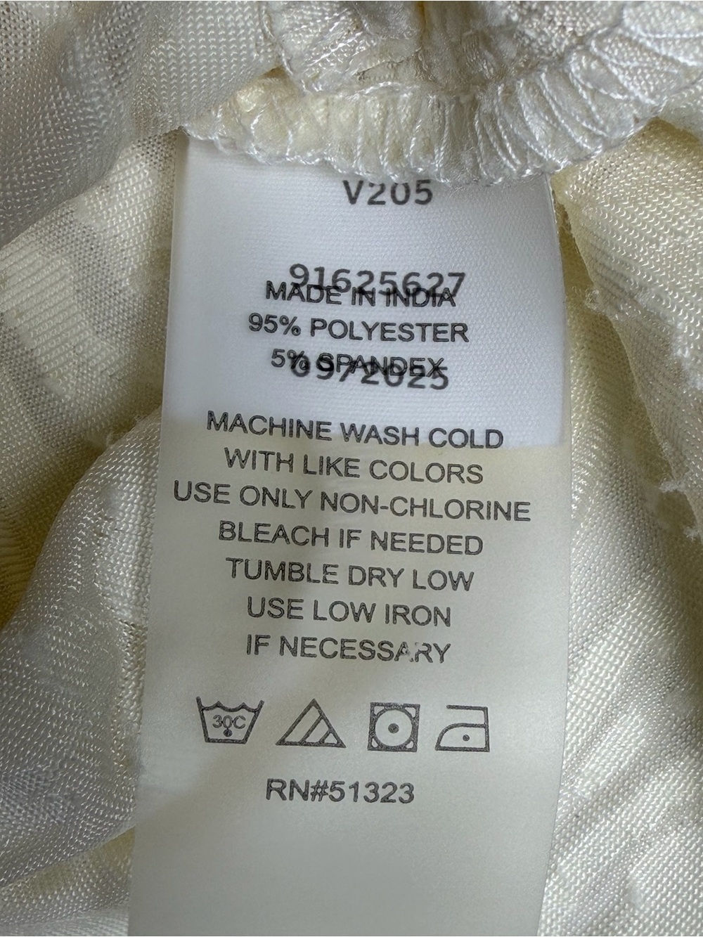 Vince Camuto Creamy Ivory Floral Jacquard Peasant Blouse Size M - Picture 7 of 8